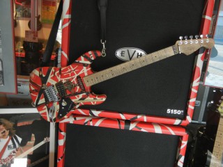 guitarcenter2011_08